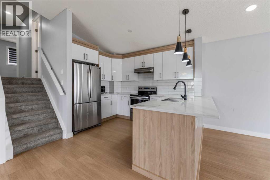 102 Martin Crossing Grove NE, Calgary, Alberta  T3J 3M5 - Photo 13 - A2333901