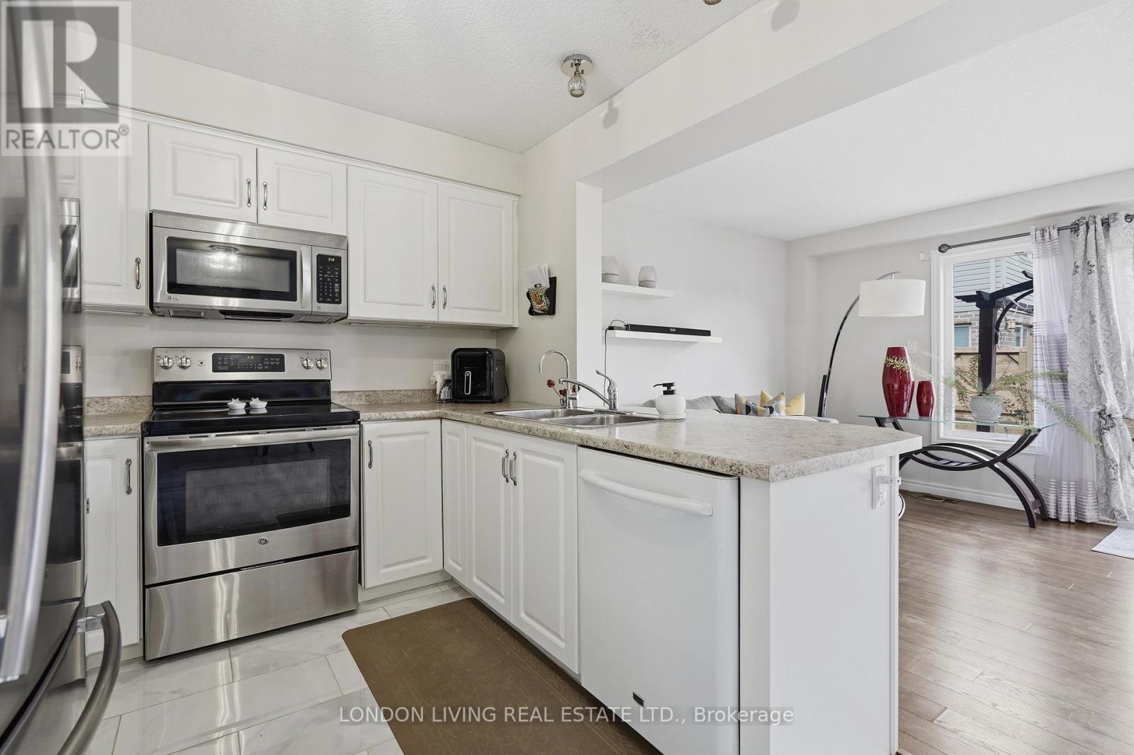 31 - 2031 Pennyroyal Street, London North, Ontario  N5X 0L7 - Photo 19 - X13436038