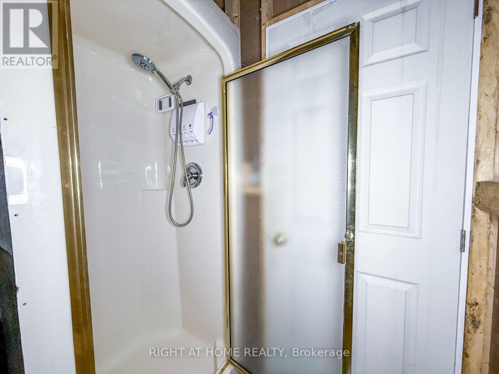 2024 River Road, Chatham-Kent, Ontario  N8A 4K9 - Photo 21 - X13631758