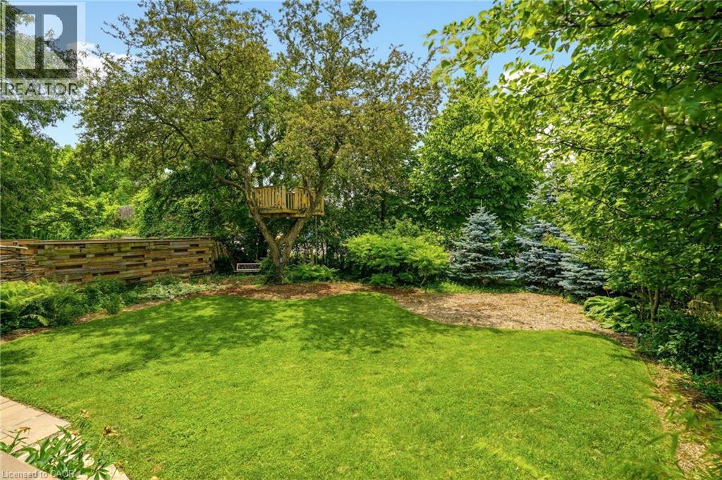 332 Newbold Court, Burlington, Ontario  L7R 2Y6 - Photo 43 - 40844247