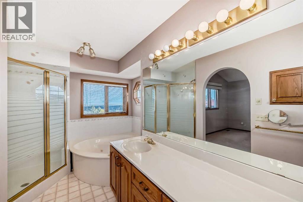 183 Christie Park Hill SW, Calgary, Alberta  T3H 2V5 - Photo 12 - A2327273