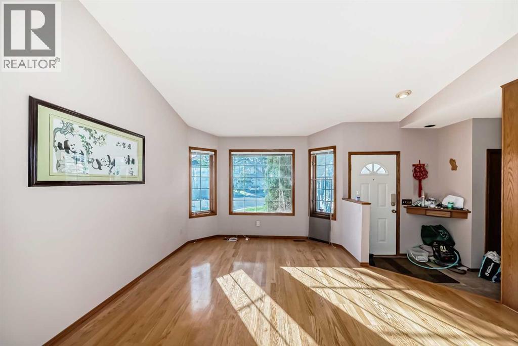 183 Christie Park Hill SW, Calgary, Alberta  T3H 2V5 - Photo 6 - A2327273