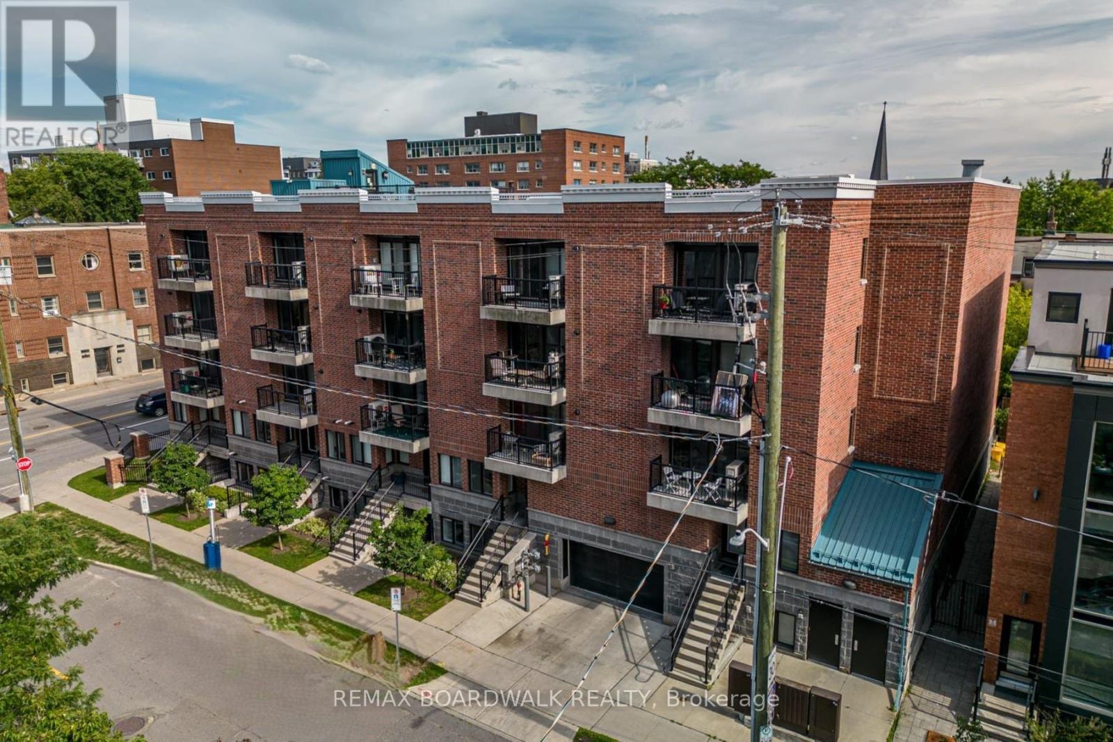 132 Daly Avenue, Ottawa, Ontario  K1N 0B2 - Photo 1 - X13631738