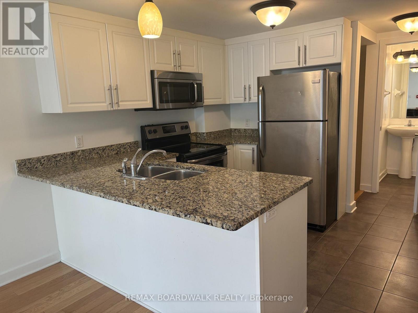 132 Daly Avenue, Ottawa, Ontario  K1N 0B2 - Photo 3 - X13631738