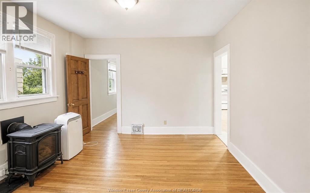 2177 Dougall Unit# Upper, Windsor, Ontario  N8X 1S5 - Photo 8 - 26018544