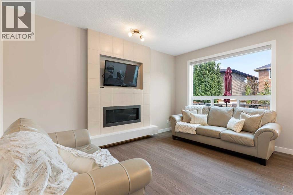 161 Cougar Ridge Close SW, Calgary, Alberta  T3H 0V4 - Photo 10 - A2333902