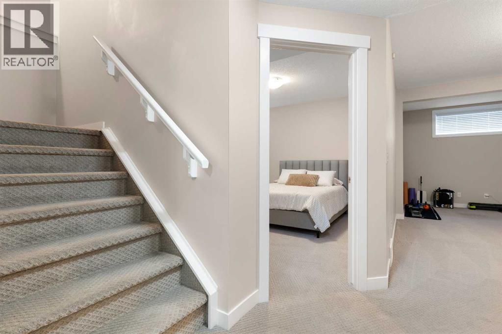 161 Cougar Ridge Close SW, Calgary, Alberta  T3H 0V4 - Photo 34 - A2333902