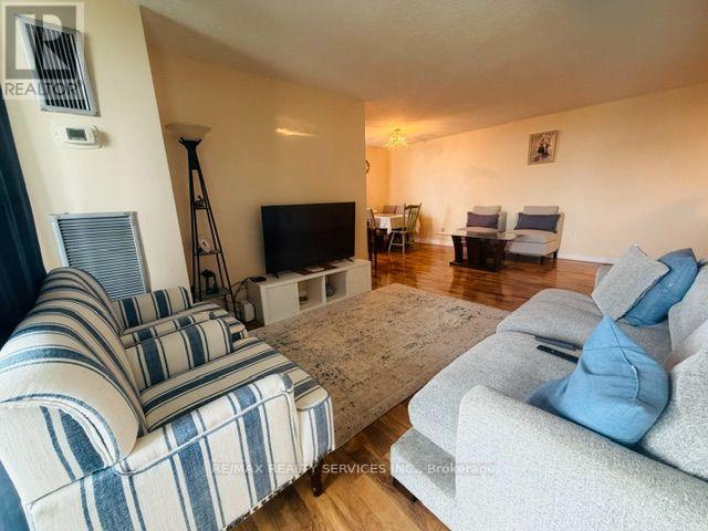 1402 - 25 Kensington Road, Brampton, Ontario L6T 3W8 - Photo 11 - W13626776