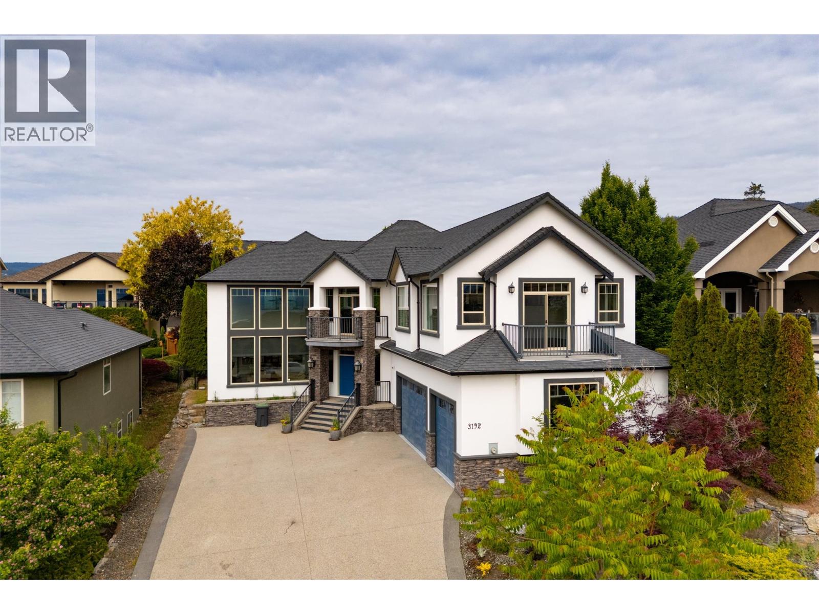 3192 Vineyard View Drive, West Kelowna, British Columbia  V4T 3B4 - Photo 2 - 10388589