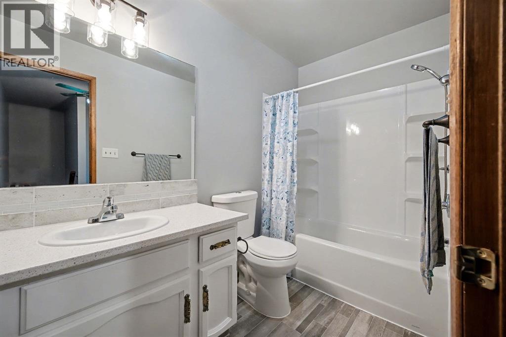 677 Wallace Drive, Carstairs, Alberta  T0M 0N0 - Photo 29 - A2326327