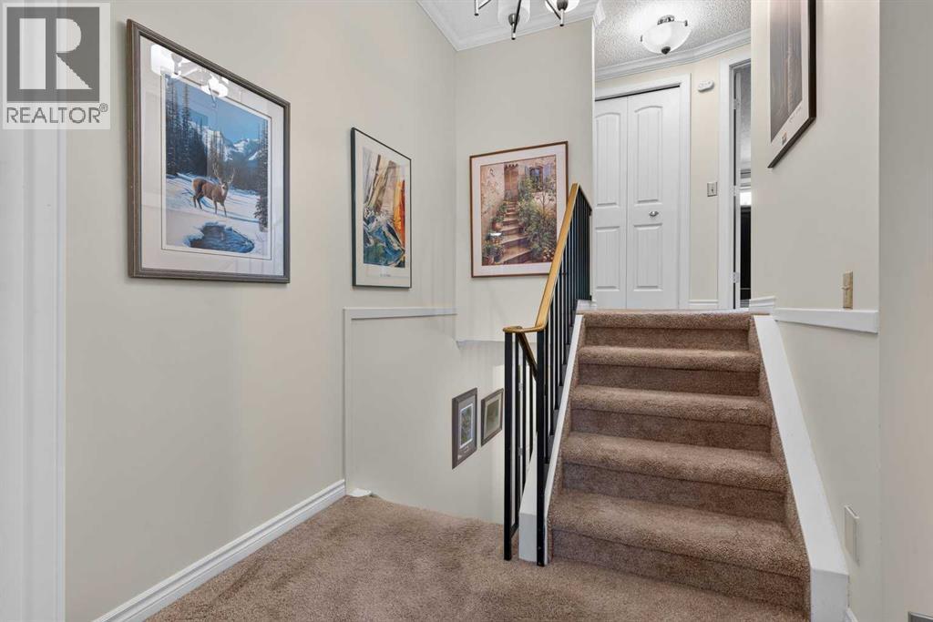 12, 140 Point Drive NW, Calgary, Alberta  T3B 4W3 - Photo 28 - A2328486