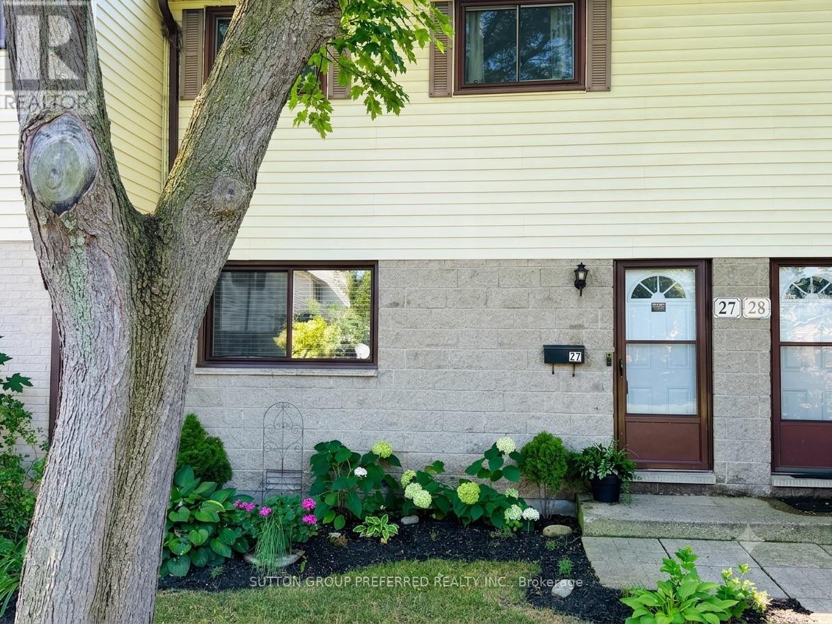 $349,90027 - 825 Dundalk Drive, London South, Ontario