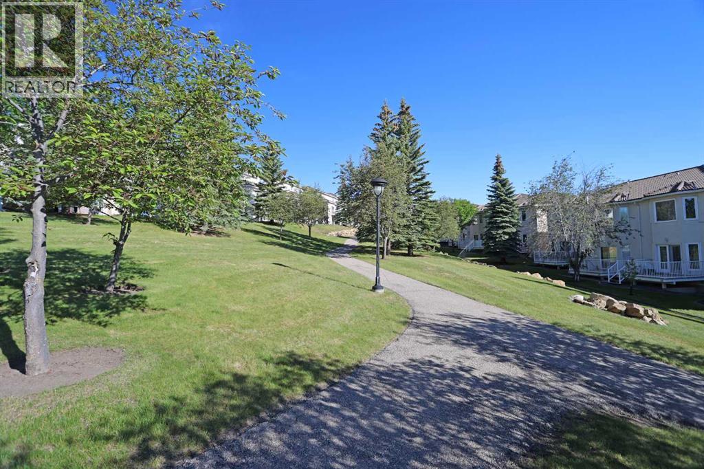 92 Hamptons Link NW, Calgary, Alberta  T3A 5V9 - Photo 45 - A2312717