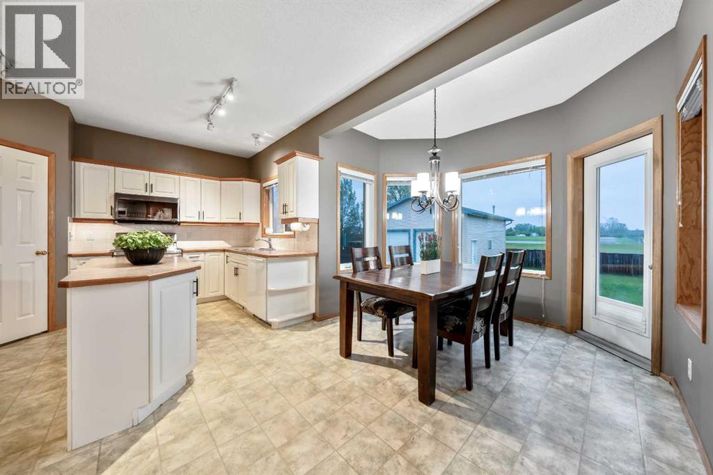 46 4 Street NE, Langdon, Alberta  T0J 1X1 - Photo 11 - A2317179