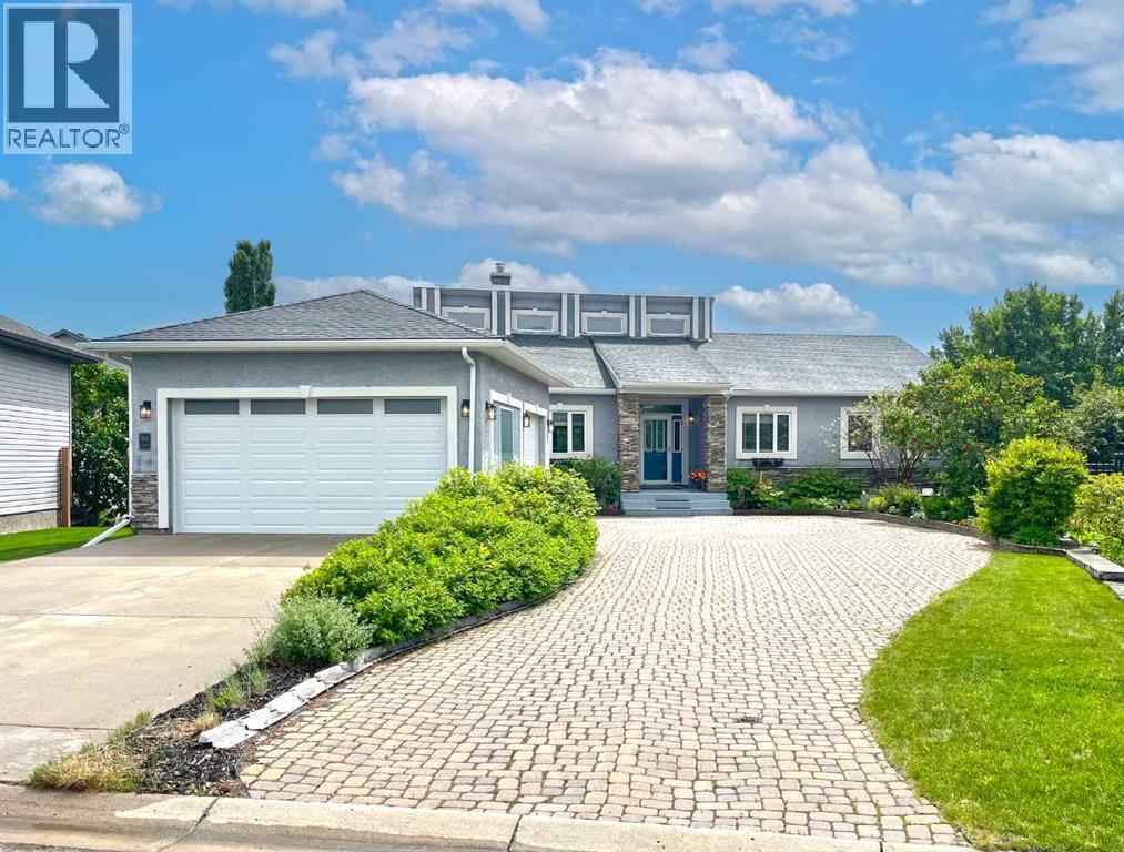 762 Stonehaven Drive, Carstairs, Alberta