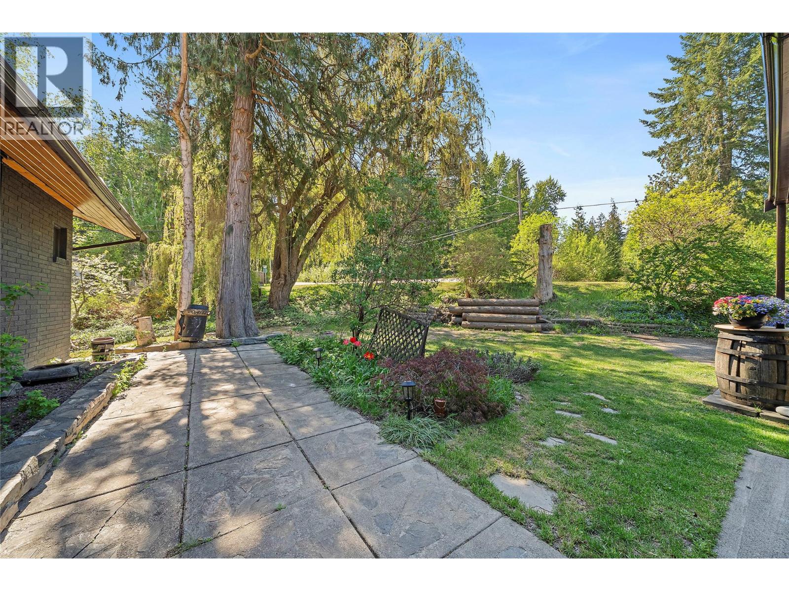 2499 Ridgeview Place, Blind Bay, British Columbia  V0E 1H2 - Photo 49 - 10385804