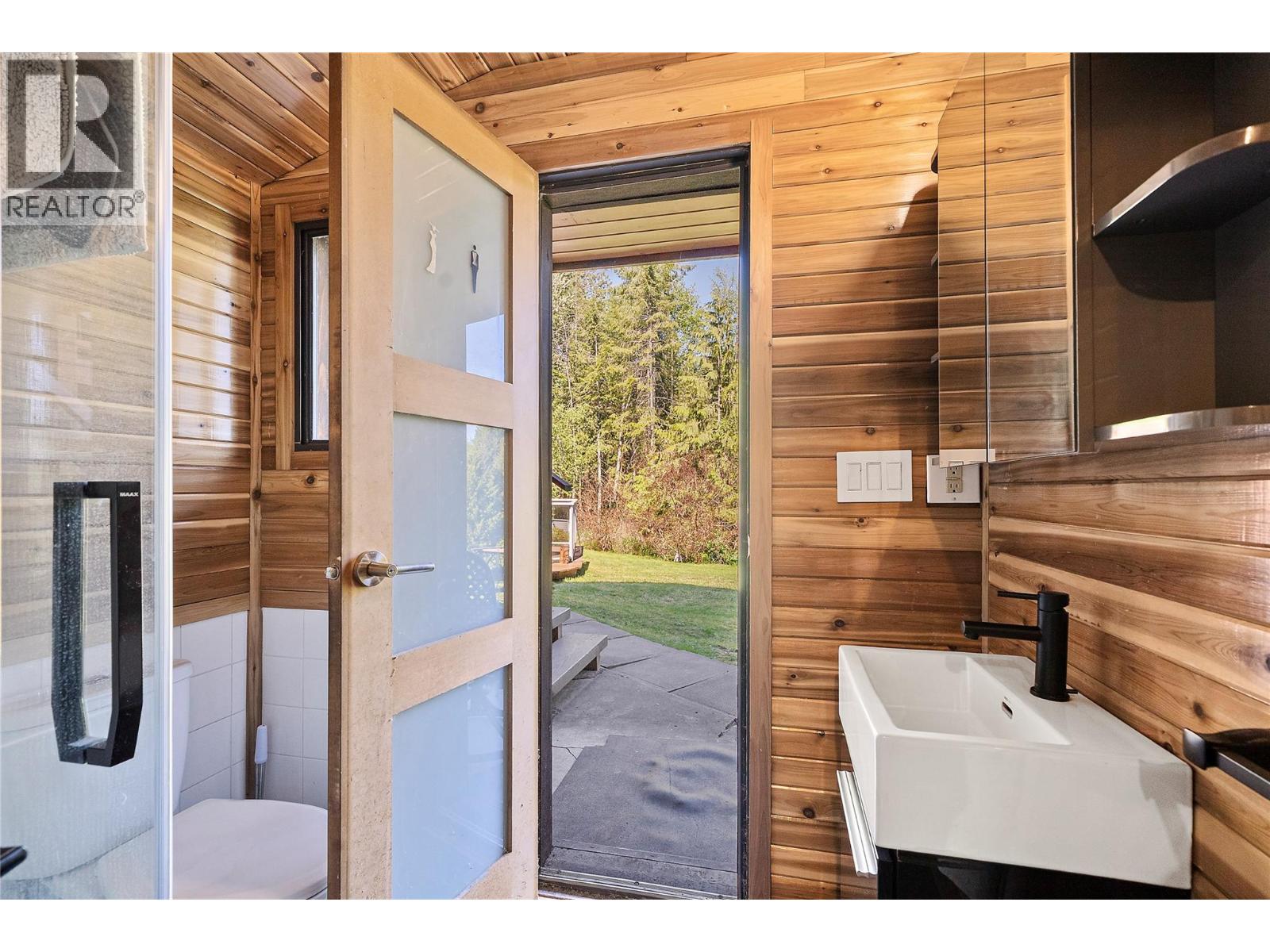 2499 Ridgeview Place, Blind Bay, British Columbia  V0E 1H2 - Photo 34 - 10385804