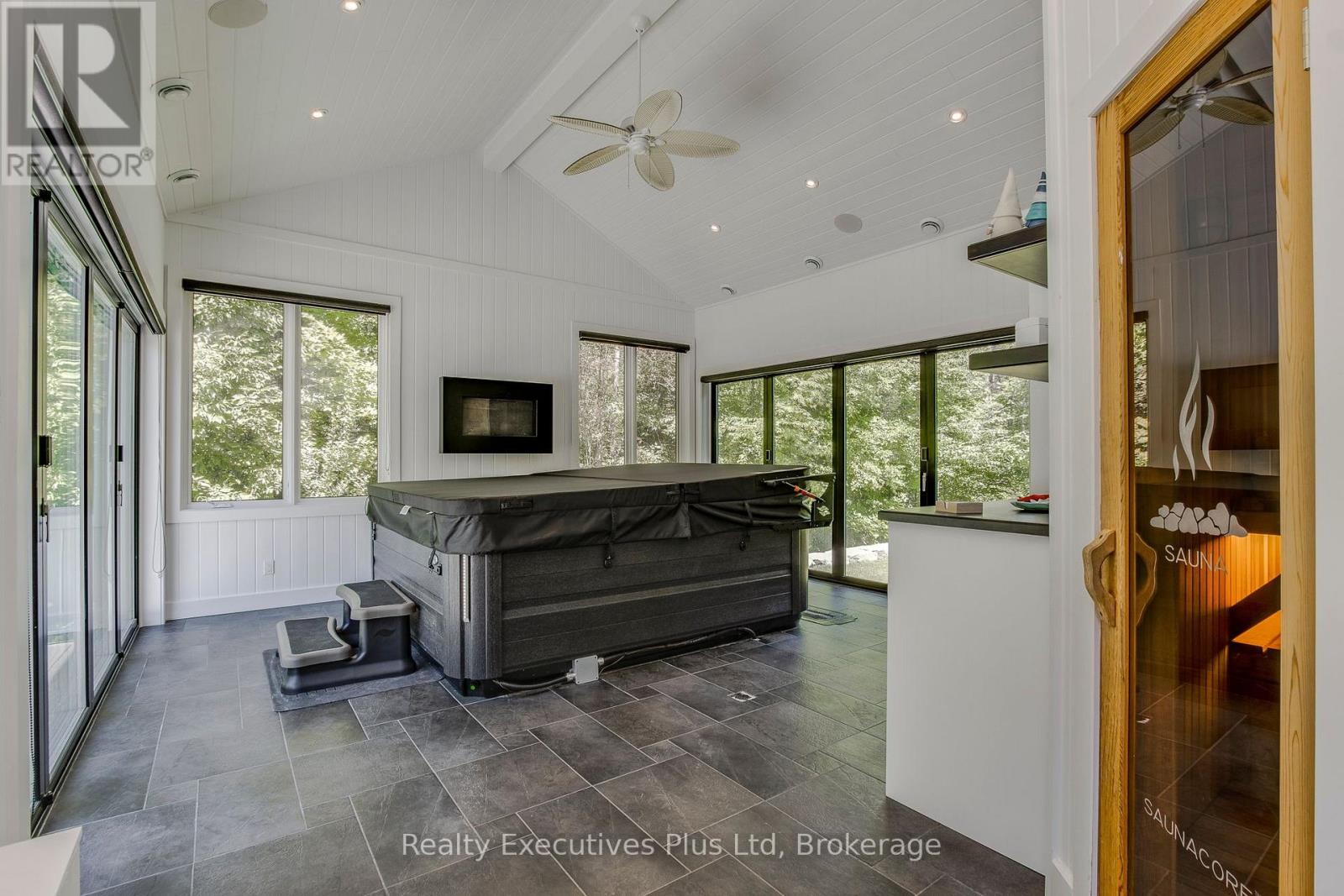 27 Kingfisher Crescent, Tiny, Ontario  L0L 2J0 - Photo 22 - S13631736