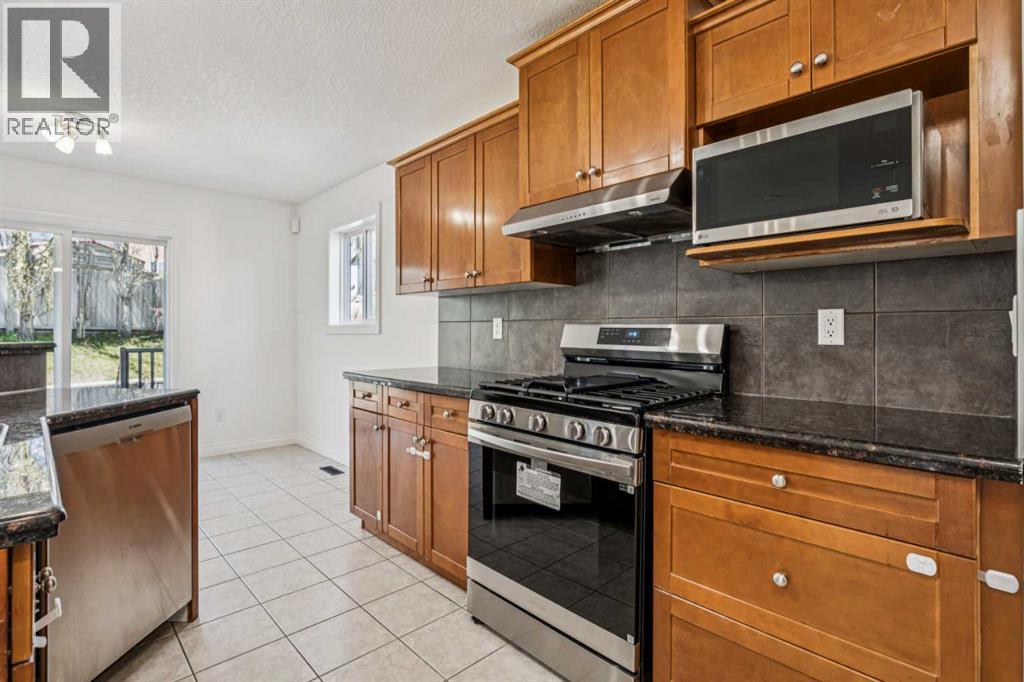 22 Sherwood Cove Nw, Calgary, Alberta  T3R 1R1 - Photo 12 - A2310821