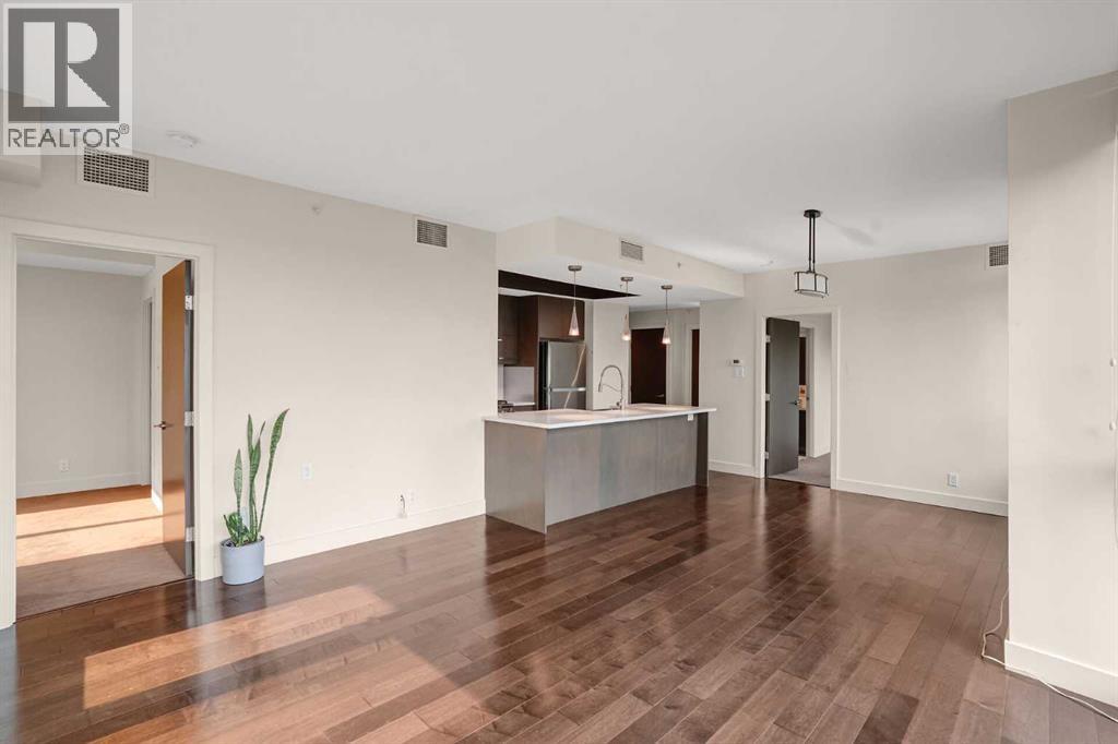 106, 10 Shawnee Hill SW, Calgary, Alberta  T2Y 0K5 - Photo 10 - A2325331
