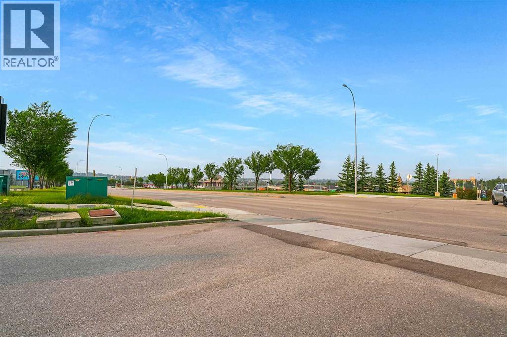 106, 10 Shawnee Hill SW, Calgary, Alberta  T2Y 0K5 - Photo 26 - A2325331