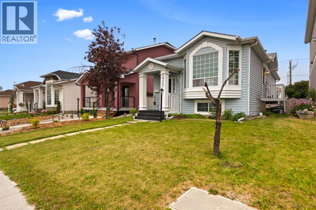 3722 Catalina Boulevard, Calgary, Alberta  T1Y 6W6 - Photo 3 - A2332839