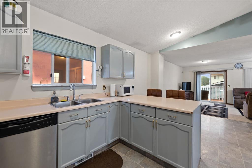 3722 Catalina Boulevard, Calgary, Alberta  T1Y 6W6 - Photo 16 - A2332839