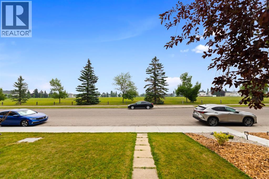 3722 Catalina Boulevard, Calgary, Alberta  T1Y 6W6 - Photo 7 - A2332839