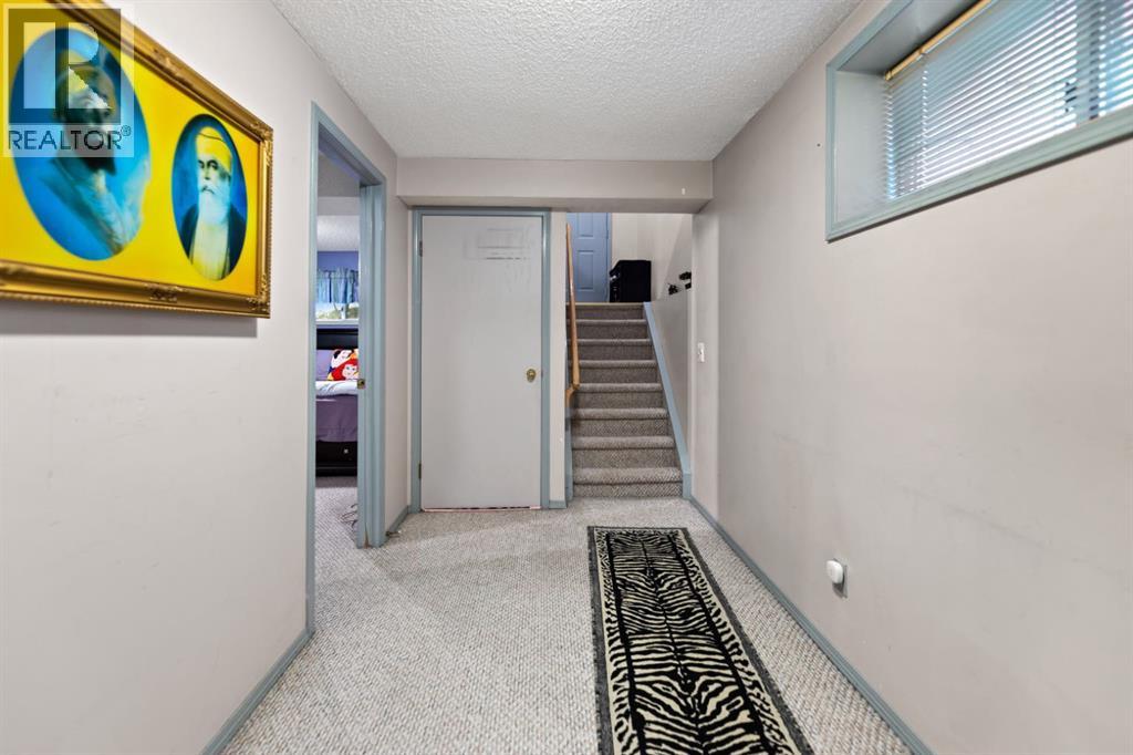 3722 Catalina Boulevard, Calgary, Alberta  T1Y 6W6 - Photo 33 - A2332839