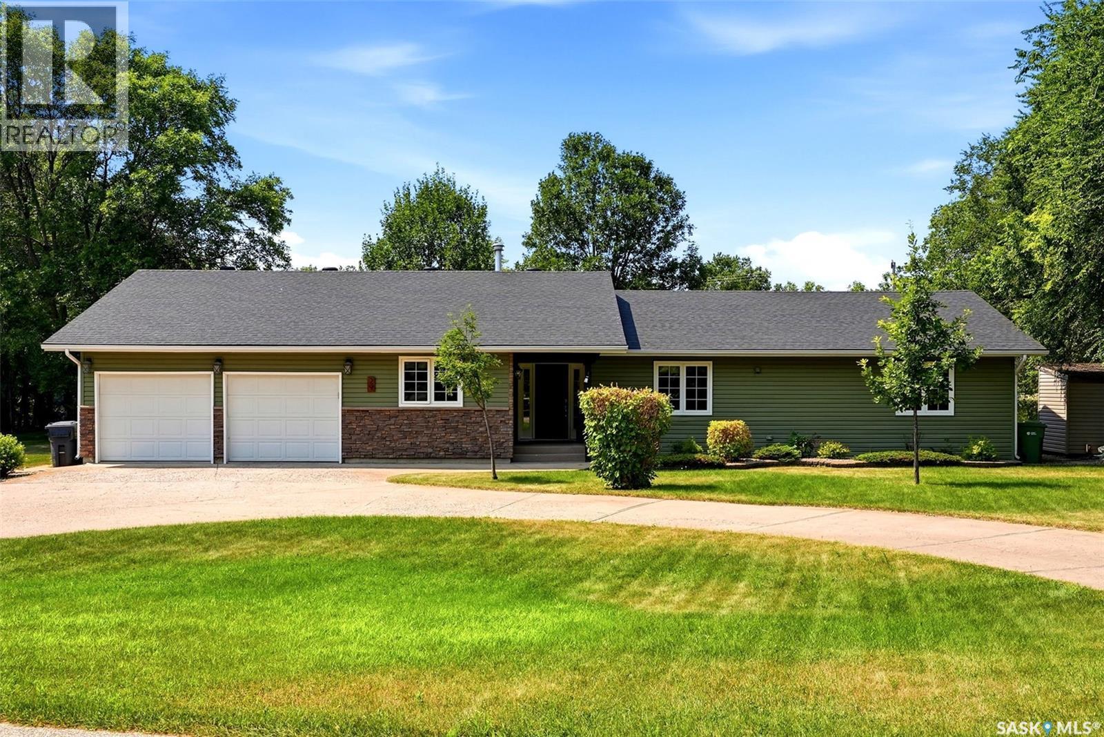 29 Ridgedale Bay, White City, Saskatchewan S4L 5B1 - Photo 1 - SK044259
