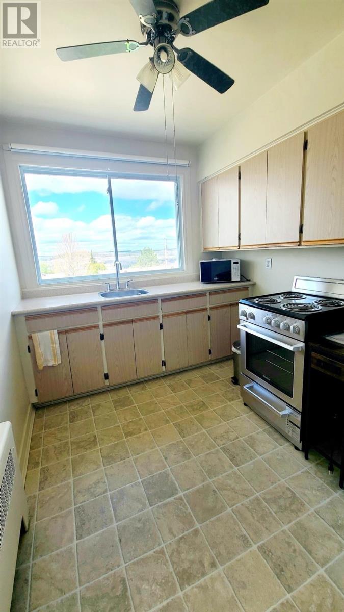 5-100b Hutchison Ave, Elliot Lake, Ontario  P5A 1W8 - Photo 12 - SM260932