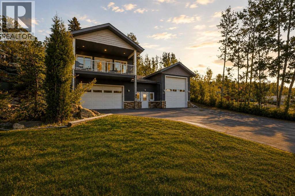 707 Elk Street, Sunbreaker Cove, Alberta  T0C 0J0 - Photo 2 - A2334041