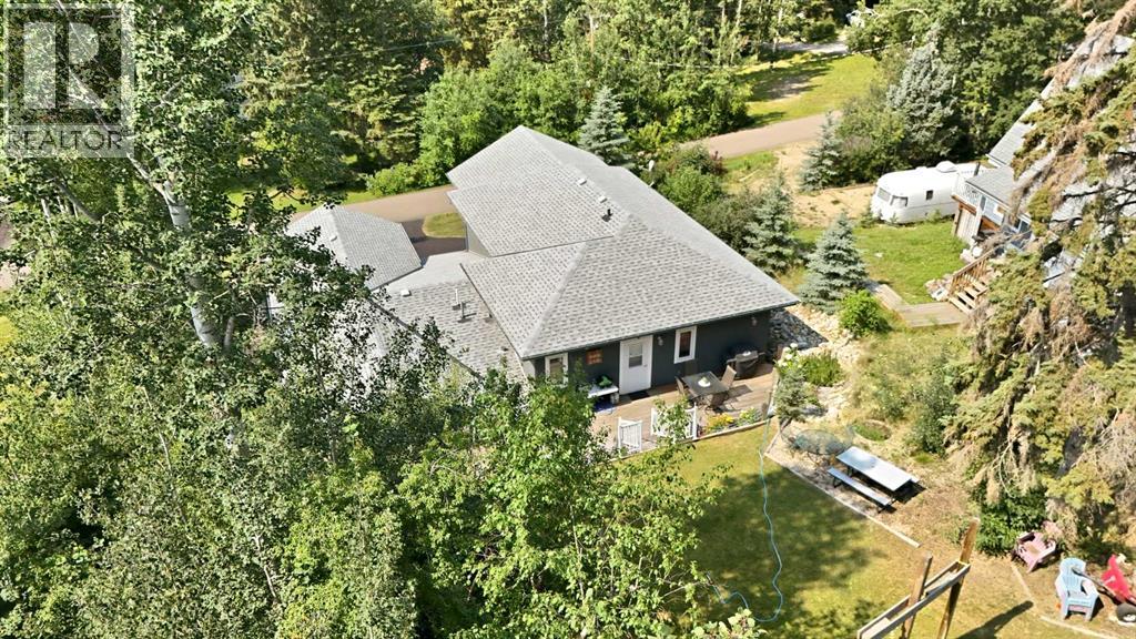 707 Elk Street, Sunbreaker Cove, Alberta  T0C 0J0 - Photo 39 - A2334041