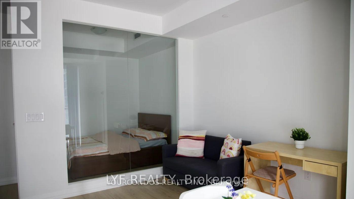 2711 - 8 Widmer Street, Toronto, Ontario M5V 0W6 - Photo 8 - C13631834