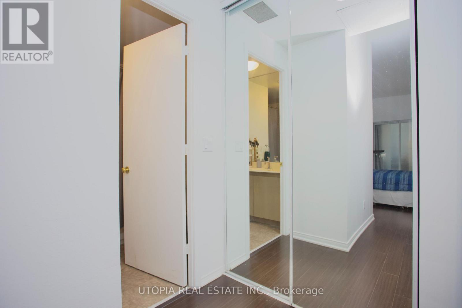 1017 - 7 King Street E, Toronto, Ontario M5C 1B2 - Photo 18 - C13631848