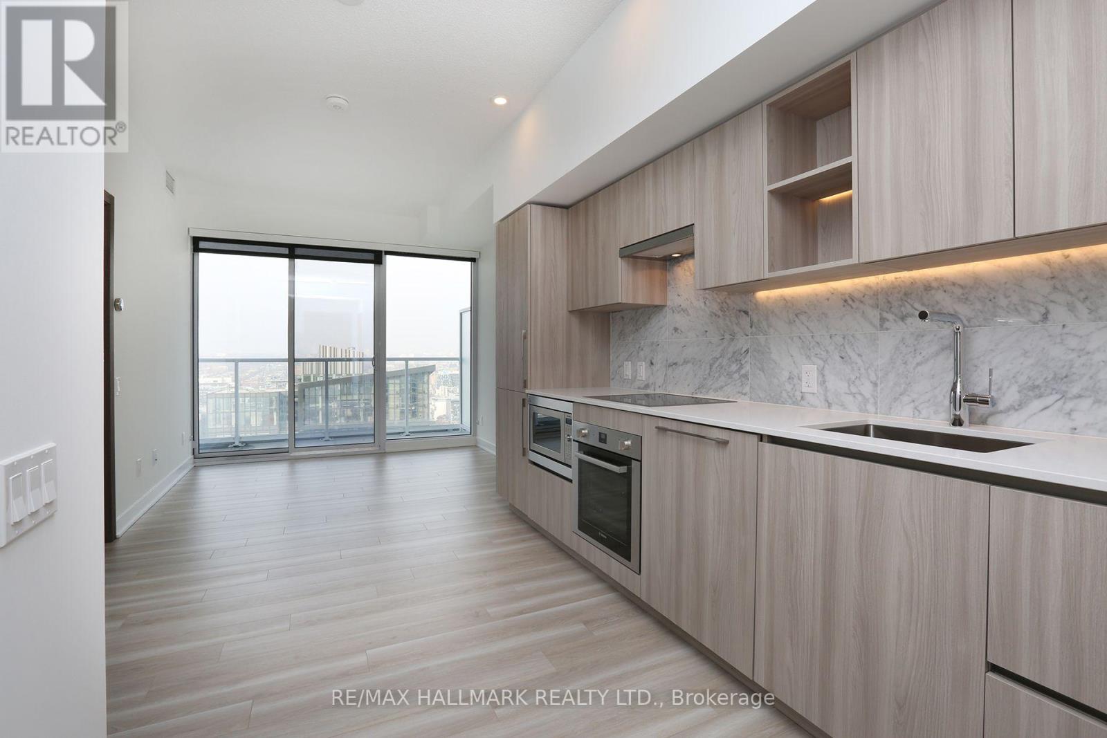 4007 - 17 Bathurst Street, Toronto, Ontario M6A 2E1 - Photo 9 - C13631852