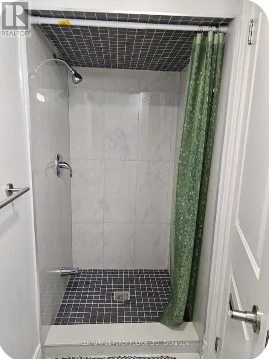 2 - 54 Baycliffe Drive, Whitby, Ontario L1P 0B2 - Photo 9 - E13631810