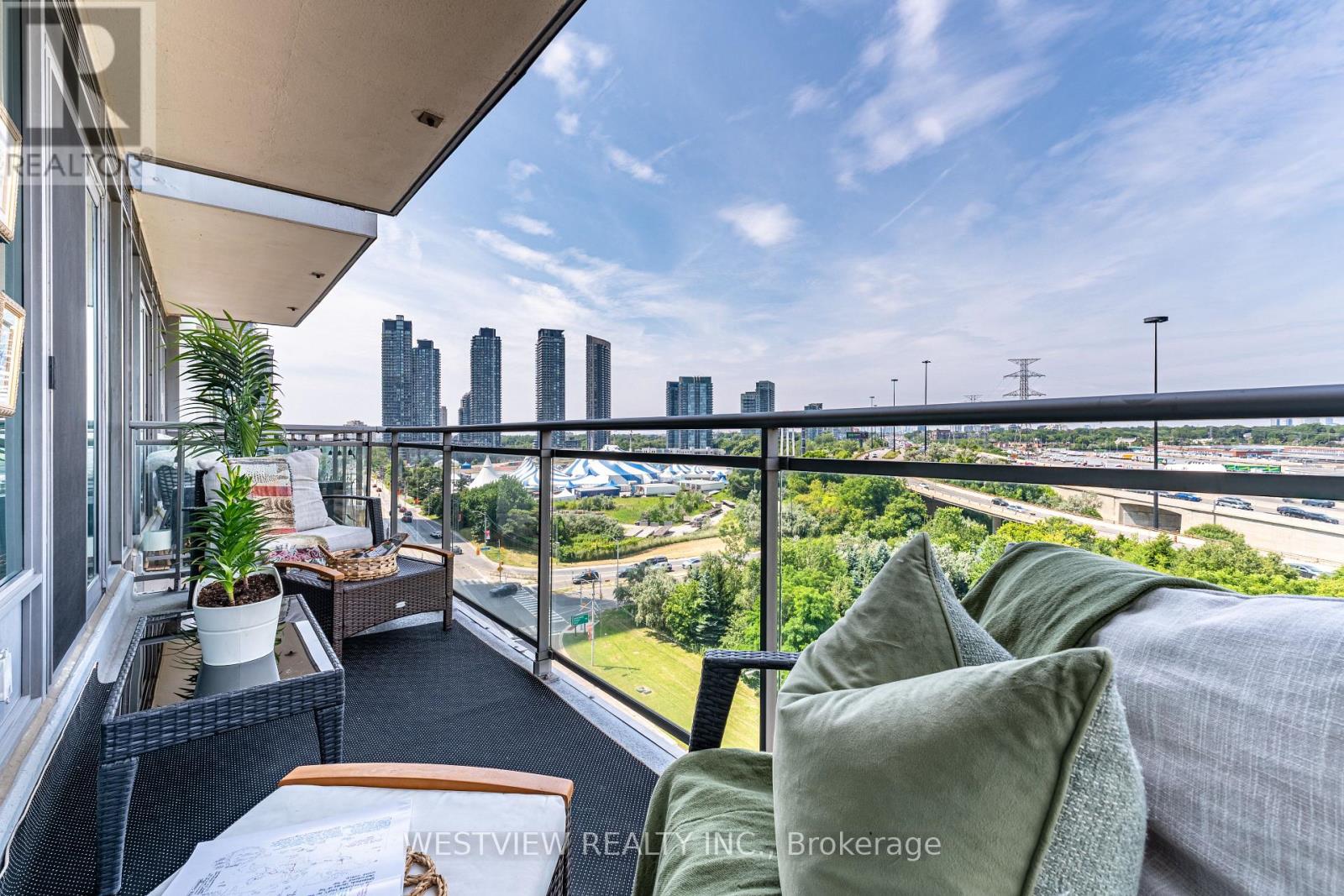 1004 - 2119 Lake Shore Boulevard W, Toronto, Ontario M8V 4E8 - Photo 13 - W13631826