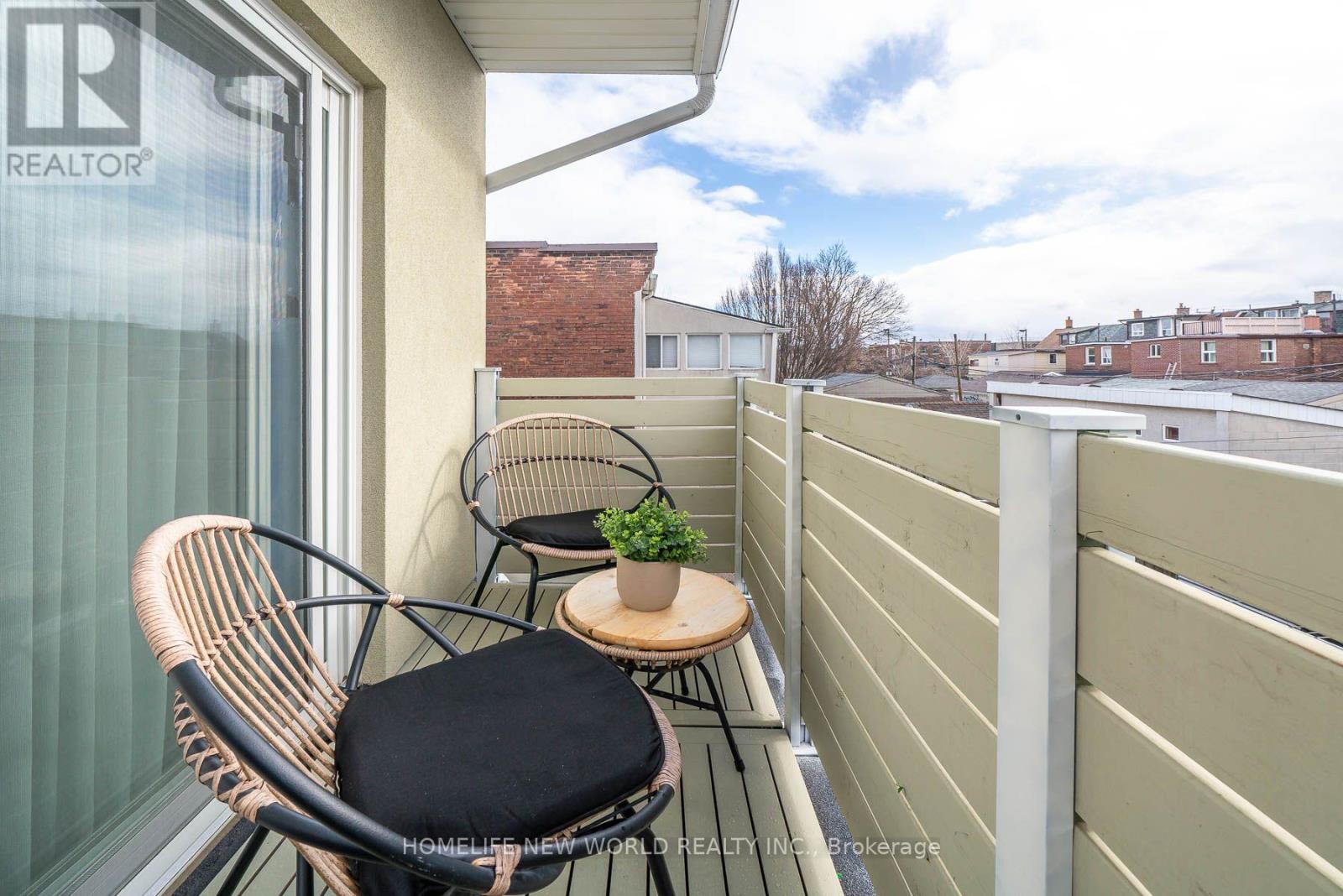 30 Carling Avenue, Toronto, Ontario  M6G 3S1 - Photo 22 - W13631832