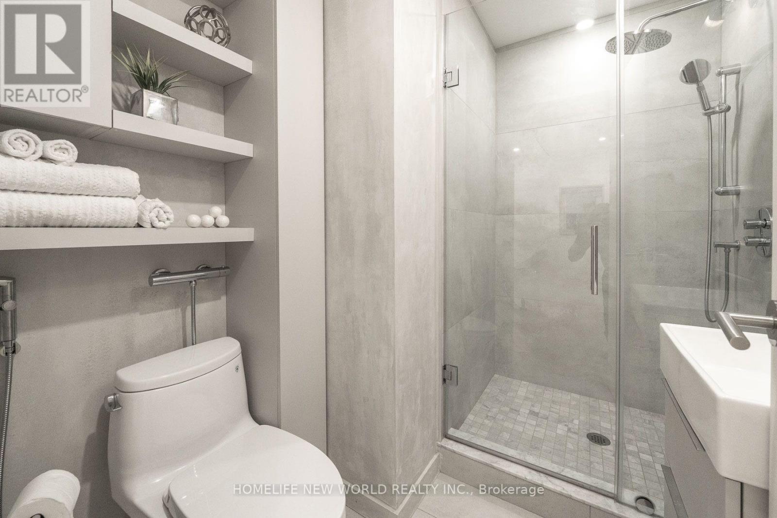 30 Carling Avenue, Toronto, Ontario  M6G 3S1 - Photo 28 - W13631832