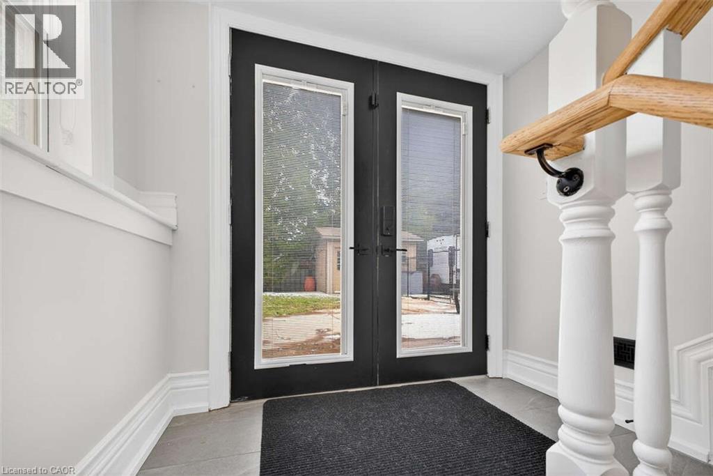 4 Peter Street, Flamborough, Ontario  L8B 0Z4 - Photo 16 - 40834300
