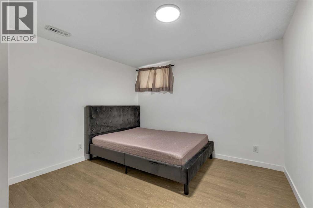 167 Valley Crest Close NW, Calgary, Alberta  T3B 5X3 - Photo 30 - A2329795