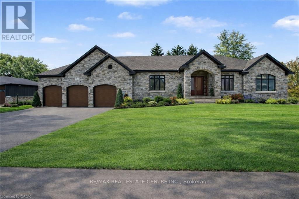12 Albert Street, Wellesley, Ontario  N0B 2M0 - Photo 2 - X13071130