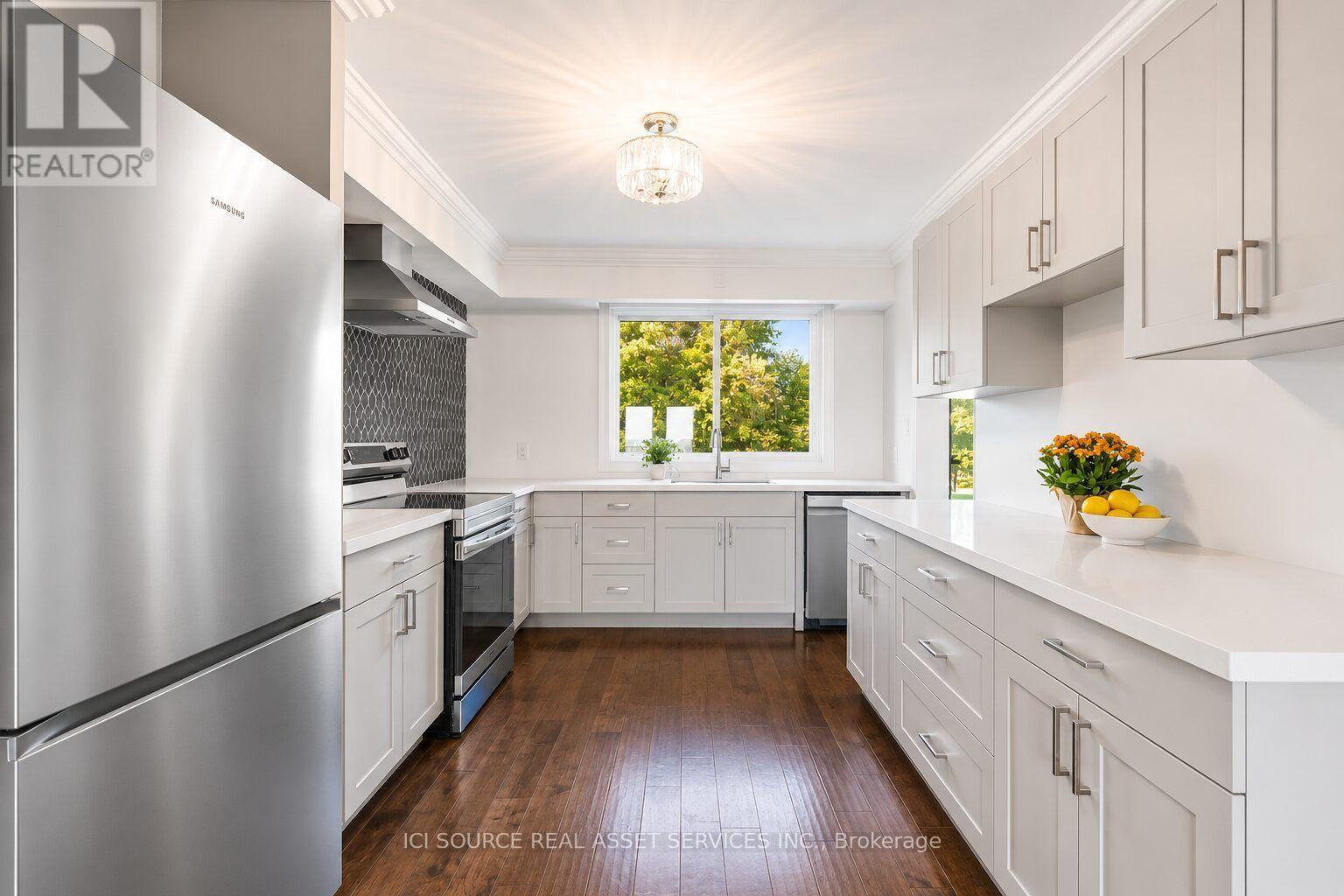 50 Oak Avenue, Hamilton, Ontario  L9H 4Y9 - Photo 8 - X13561878