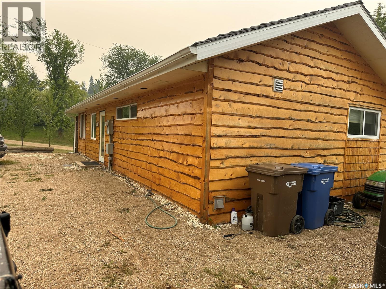 112 3rd Avenue S, Big River, Saskatchewan S0J 0E0 - Photo 4 - SK044349