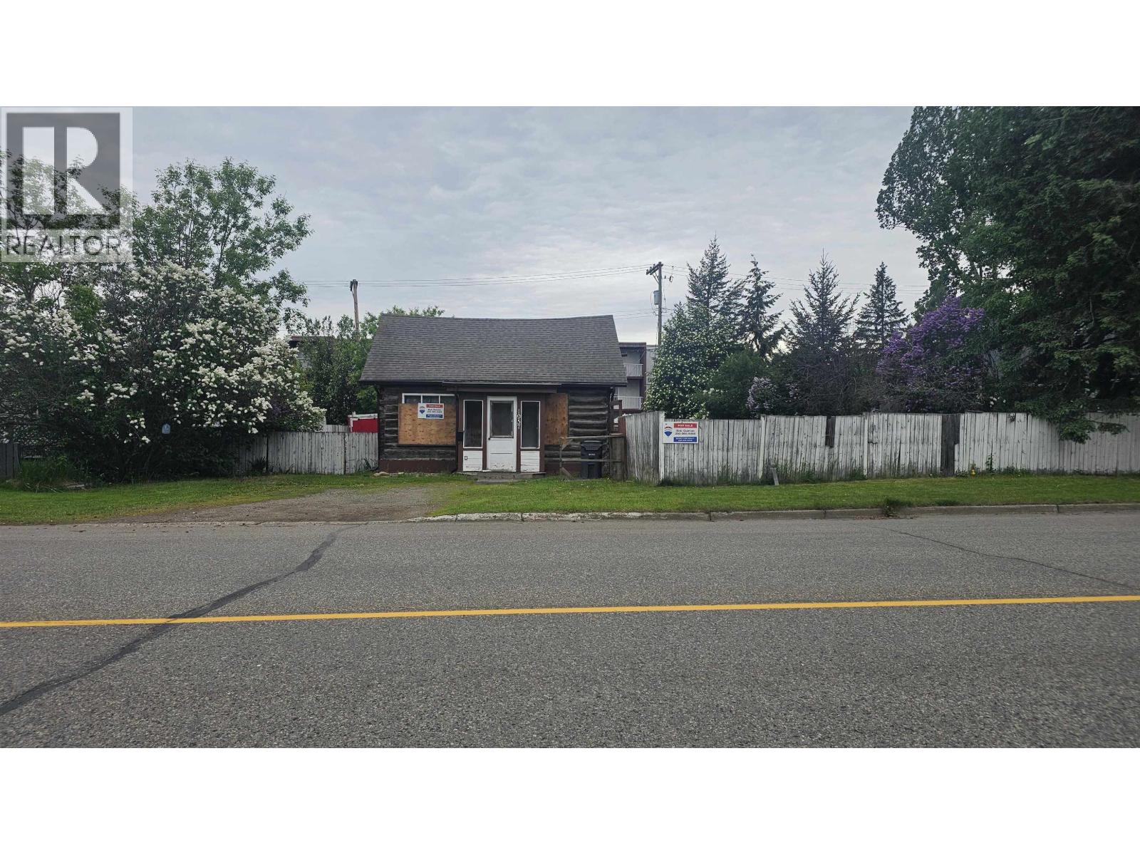 1957 Ross Crescent, Prince George, British Columbia  V2M 1Y6 - Photo 1 - R3151950