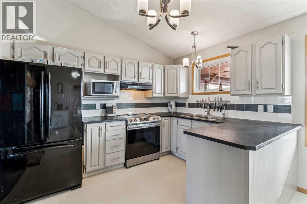 272187 Township Road 240, Rural Rocky View County, Alberta  T2P 2G7 - Photo 15 - A2326032