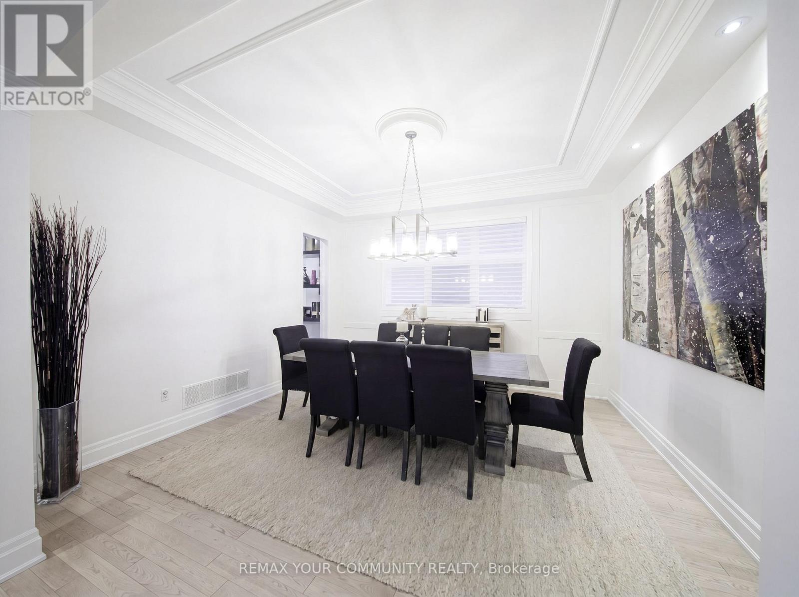 106 Forest Grove Court, Aurora, Ontario  L4G 3G4 - Photo 10 - N13445856
