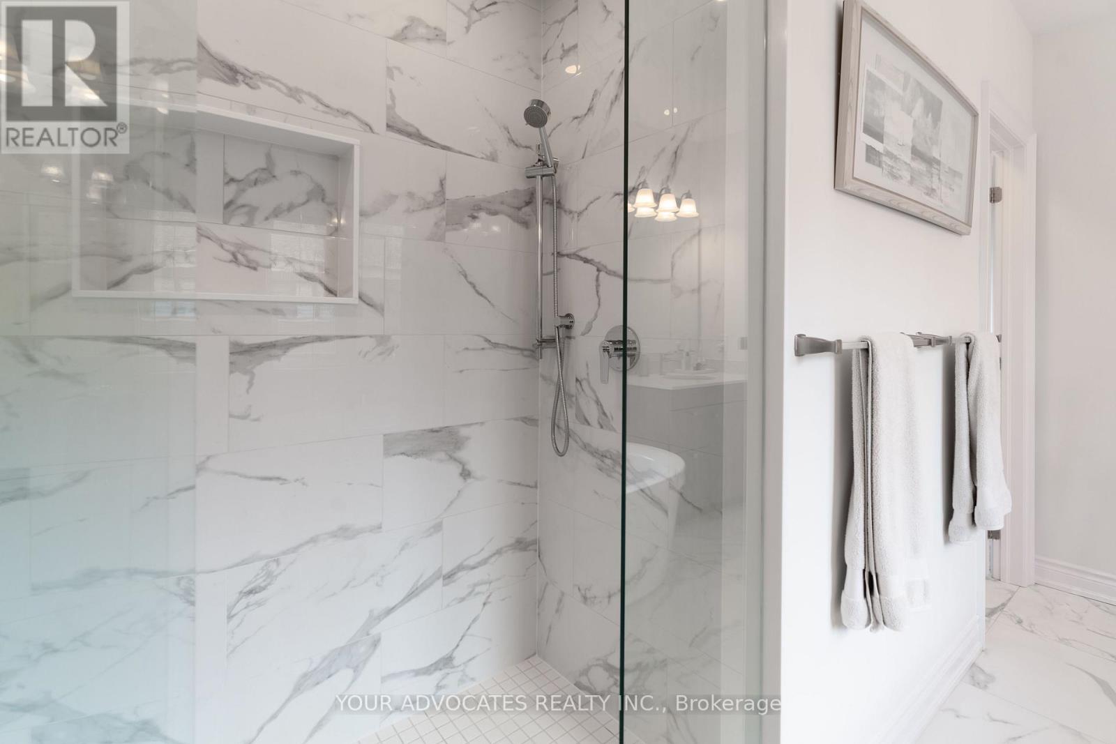 1390 Queens Plate Road, Oakville, Ontario  L6M 5L4 - Photo 31 - W13582876