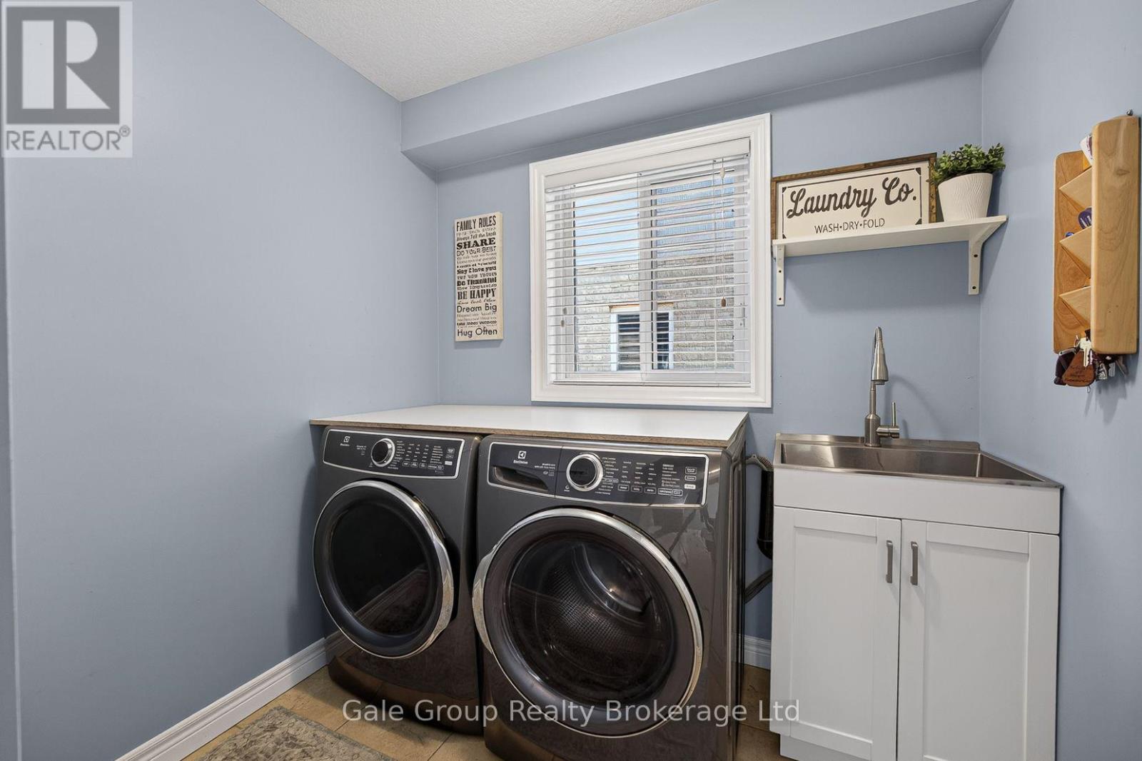 205 Munnoch Boulevard, Woodstock, Ontario  N4T 1V7 - Photo 19 - X13631880